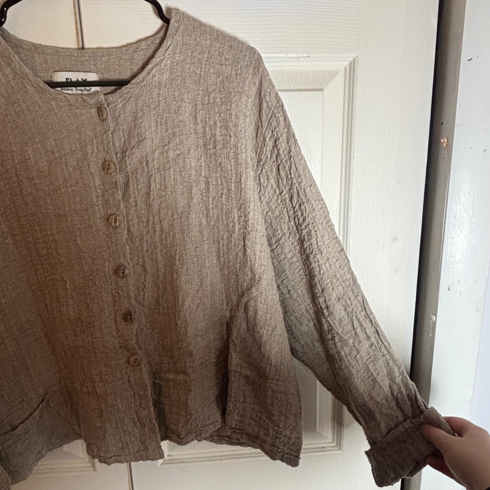 Flax Women's Button-Down Linen Shirt Jacket in Taupe - Picture 6 of 8